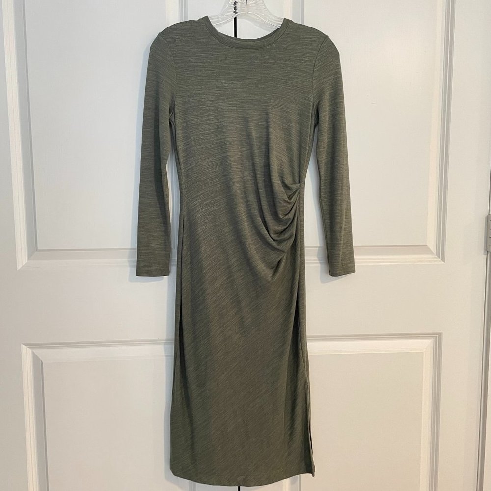 NWOT Banana Republic Long-Sleeved Sheath Midi Dress (Petite XXS, Olive Green)